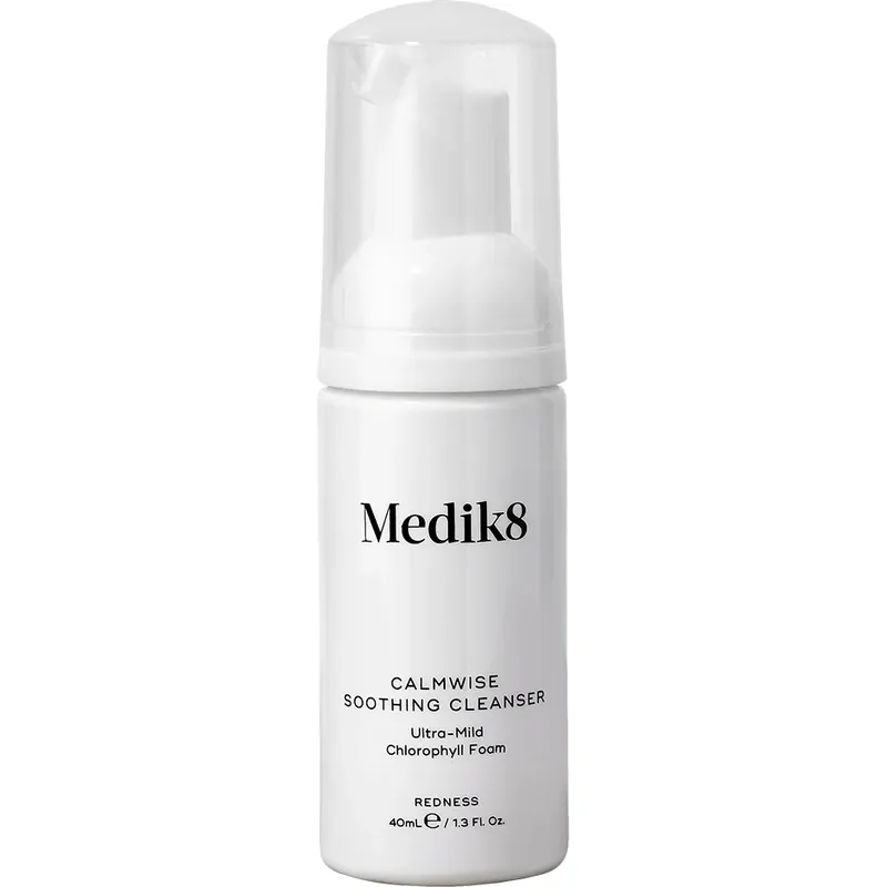 Medik8Calmwise Soothing Cleanser 40 ml Heti Saatavilla