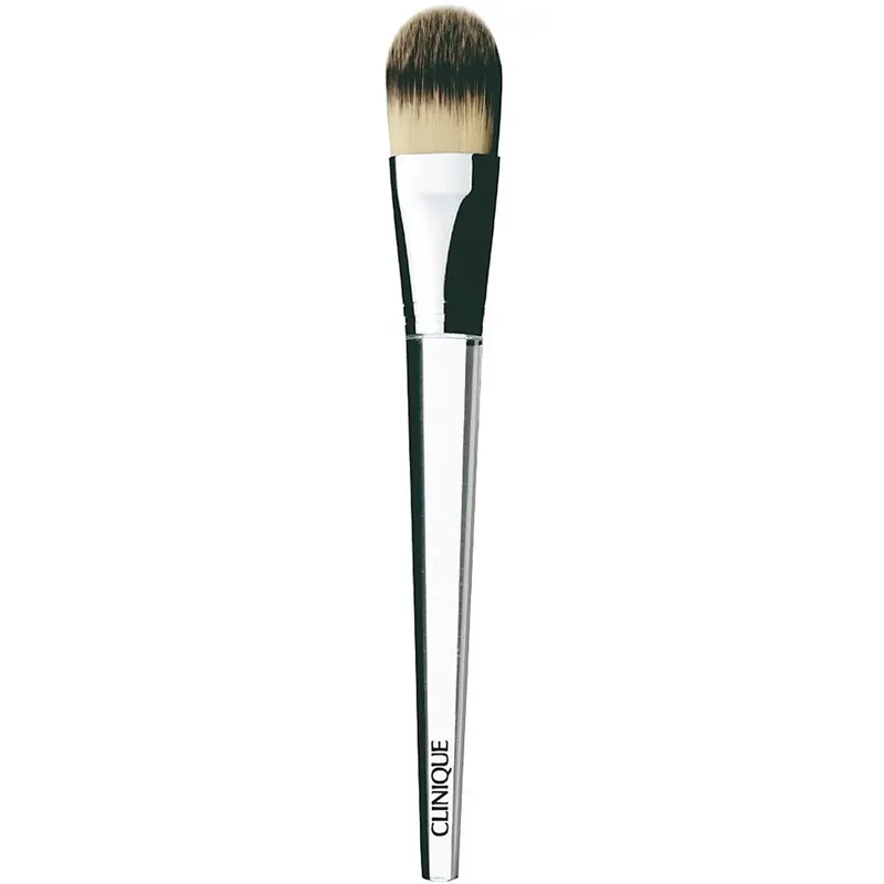 Suosittu CliniqueFoundation BrushBrush