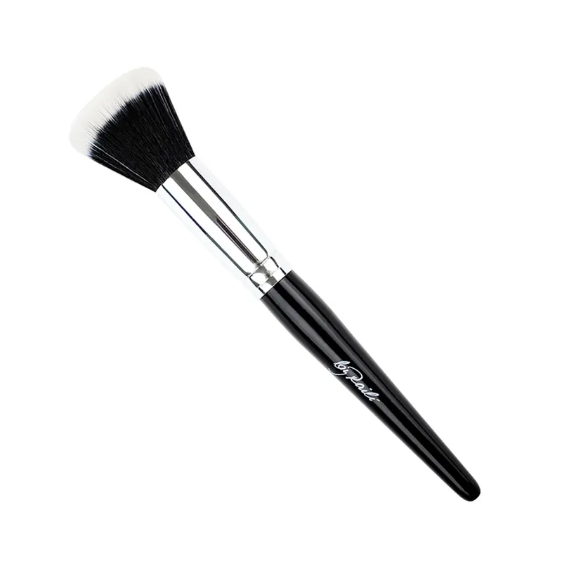 Pikatoimitus By Raili Face Brush -meikkisivellin
